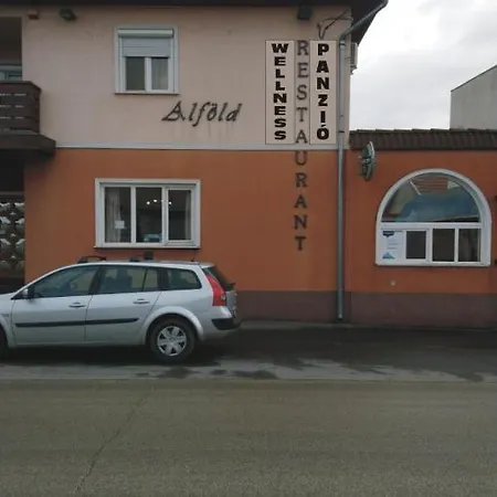 Hotel Alfoeld Panzio & Etterem 3*