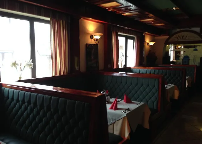 ホテル Alfoeld Panzio & Etterem 3*