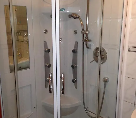 Alfoeld Panzio & Etterem